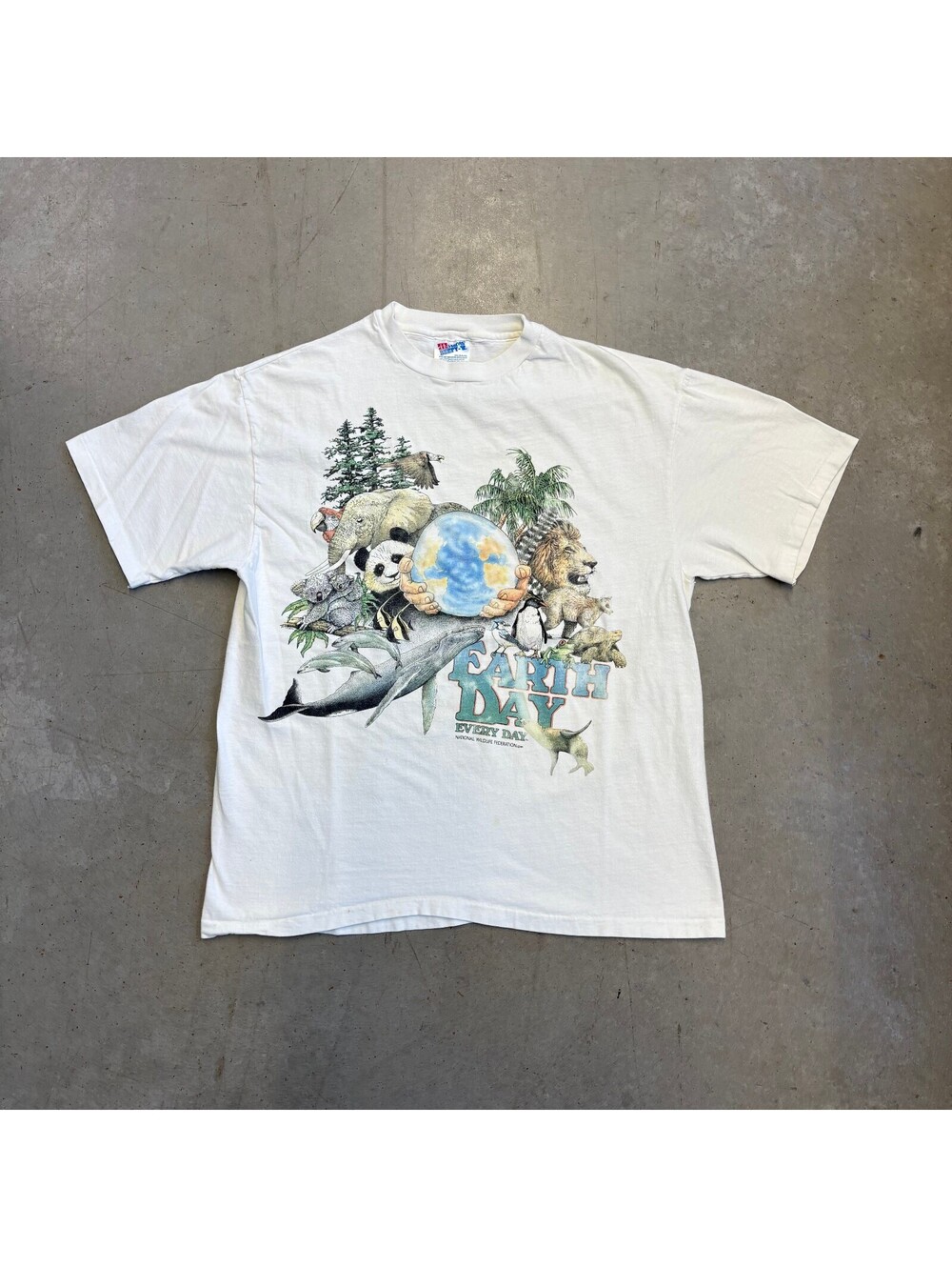 Vintage 90s Earth Day Everyday Graphic Nature Flawed T-Shirt Large White